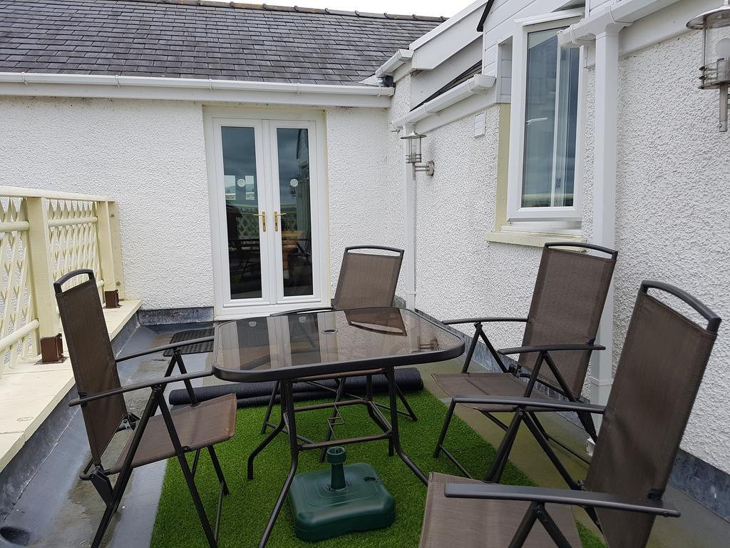 Pantysgyfarnog Near Carmarthenshire Pembrokeshire Hotel Exterior foto